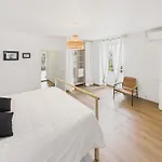 Maison Pour 6 Avec Jardin, Au Coeur De Holiday home