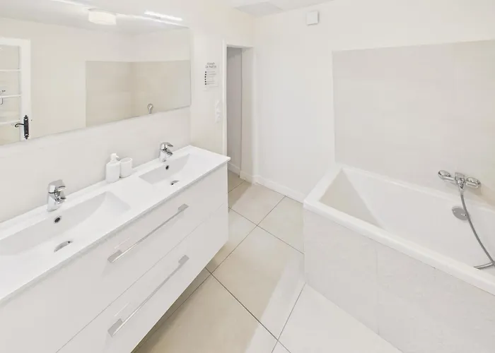 Maison Pour 6 Avec Jardin, Au Coeur De Feriehus